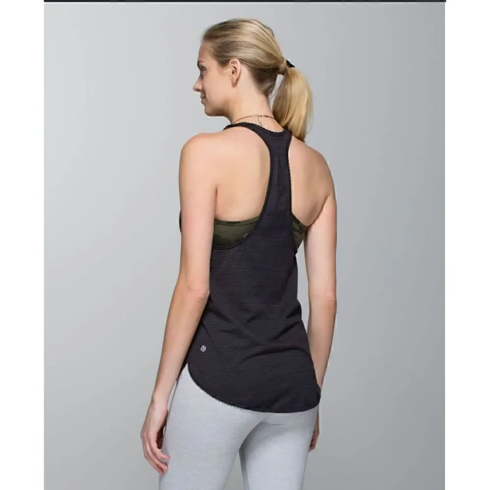 Lululemon 105 F Singlet (Seriously Light Luon) size 4 Black